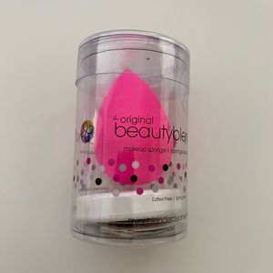 Brand new beauty blender